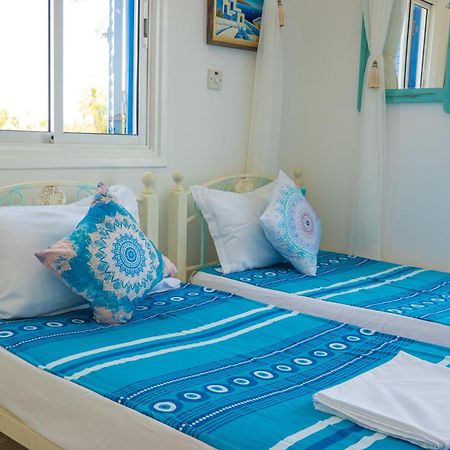 Greek Island Style 2 Bedroom Villa With Pool Next To The Sea لارنكا المظهر الخارجي الصورة