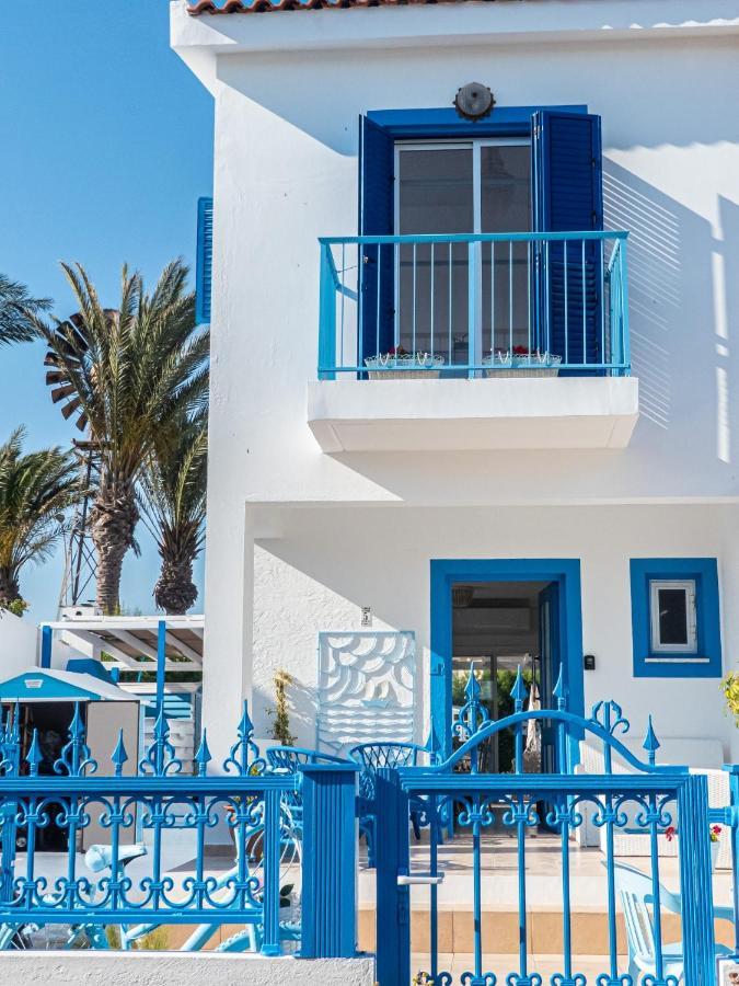 Greek Island Style 2 Bedroom Villa With Pool Next To The Sea لارنكا المظهر الخارجي الصورة