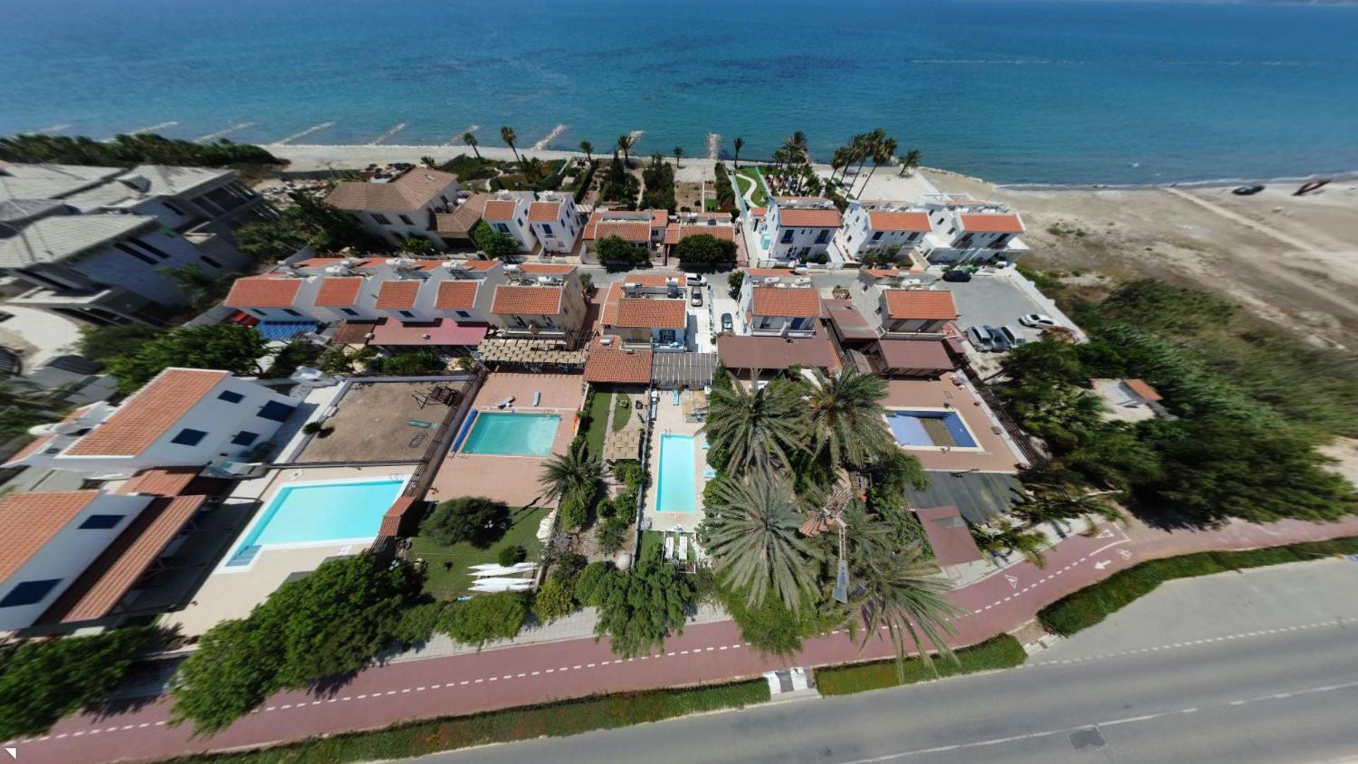 Greek Island Style 2 Bedroom Villa With Pool Next To The Sea لارنكا المظهر الخارجي الصورة